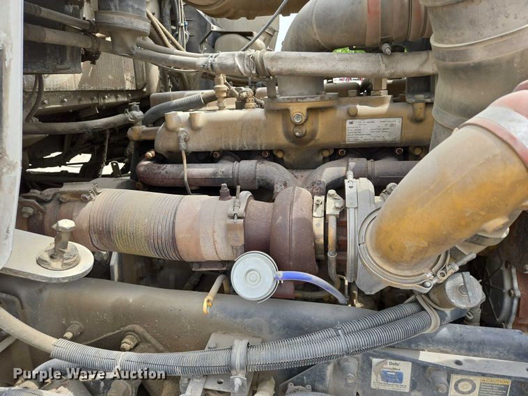 image for item DT7204 2004 Kenworth W900 ready mix truck