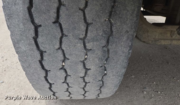 image for item DT7204 2004 Kenworth W900 ready mix truck