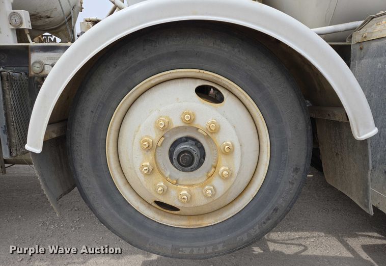 image for item DT7204 2004 Kenworth W900 ready mix truck