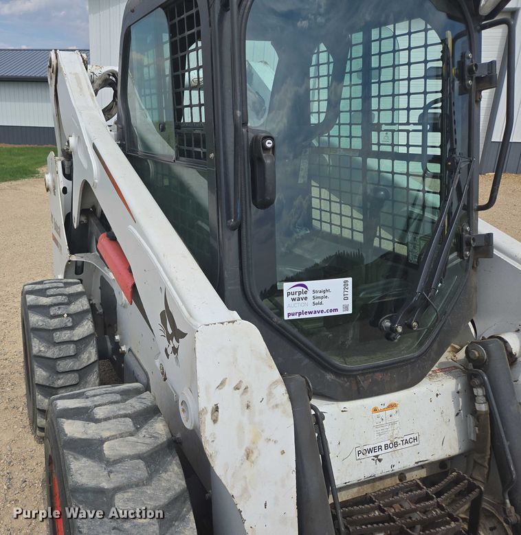 image for item DT7209 2011 Bobcat S650 skid steer loader