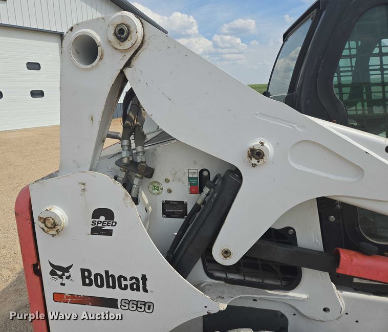 image for item DT7209 2011 Bobcat S650 skid steer loader