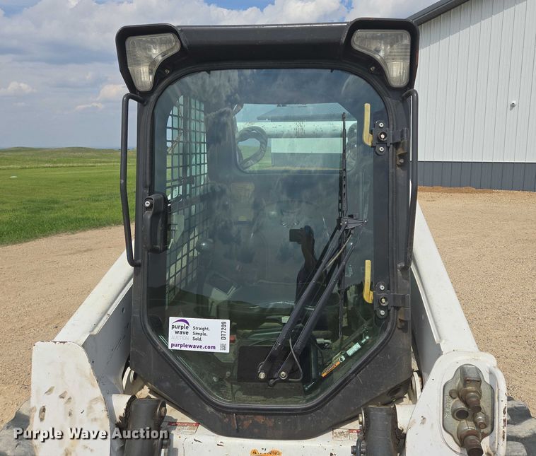 image for item DT7209 2011 Bobcat S650 skid steer loader