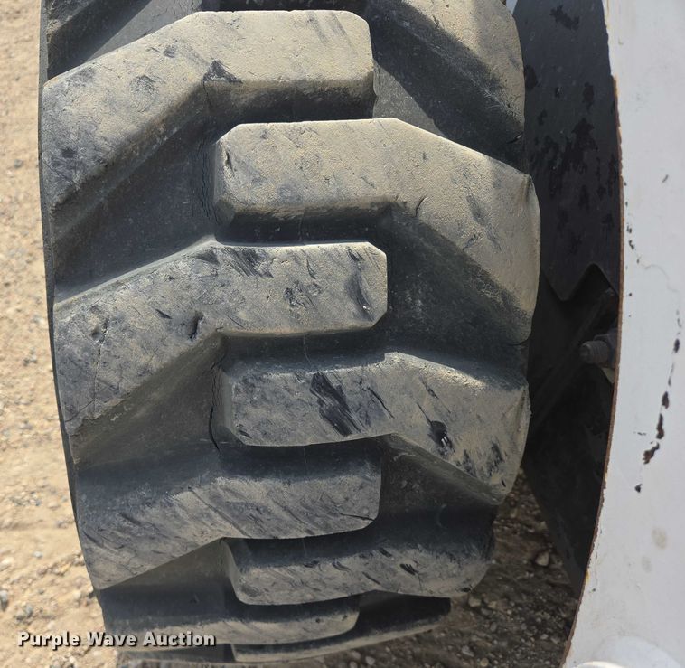 image for item DT7209 2011 Bobcat S650 skid steer loader