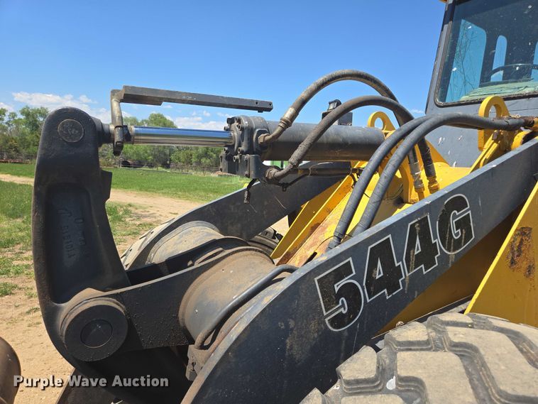 image for item DT7212 1996 John Deere 544G wheel loader