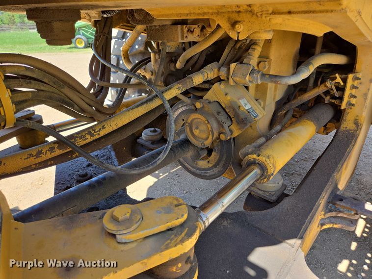 image for item DT7212 1996 John Deere 544G wheel loader