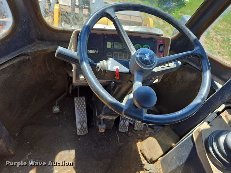 image for item DT7212 1996 John Deere 544G wheel loader
