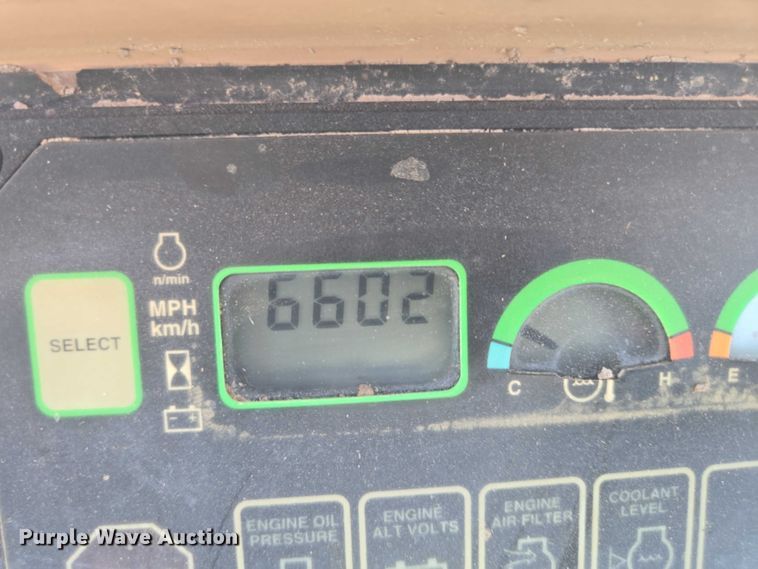 image for item DT7212 1996 John Deere 544G wheel loader