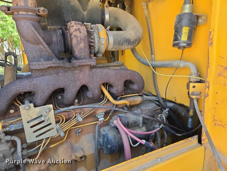 image for item DT7212 1996 John Deere 544G wheel loader