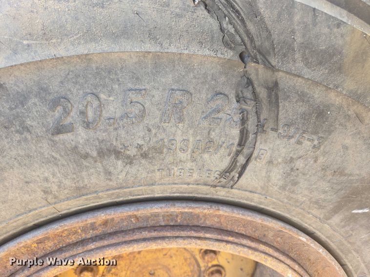 image for item DT7212 1996 John Deere 544G wheel loader