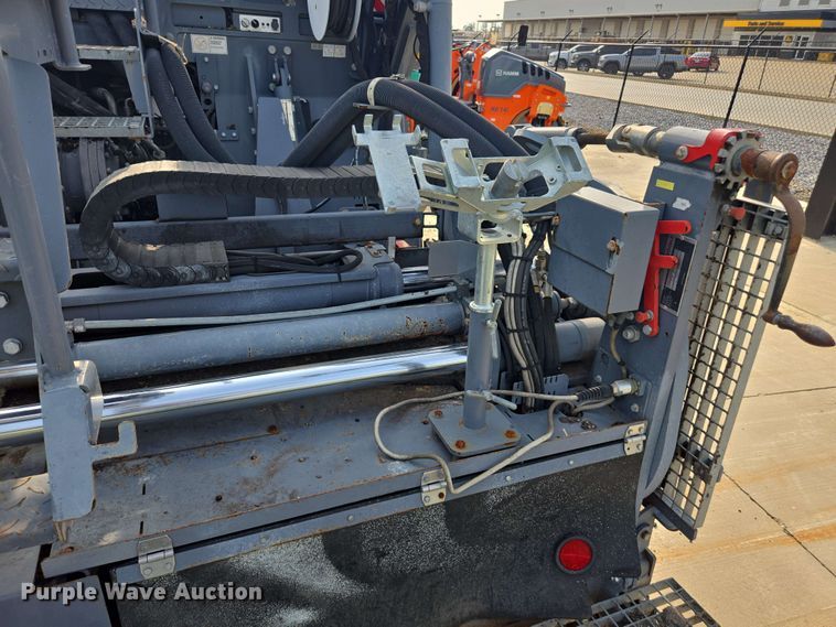 image for item DU7767 2018 Vogele Super 2000-3i paver