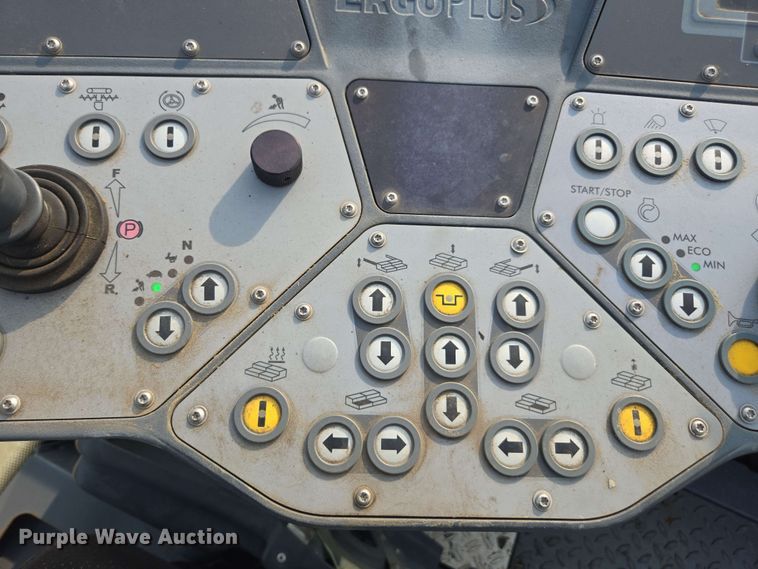 image for item DU7767 2018 Vogele Super 2000-3i paver