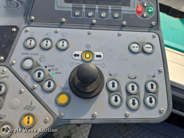 image for item DU7767 2018 Vogele Super 2000-3i paver