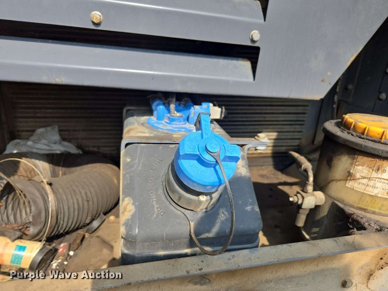 image for item DU7767 2018 Vogele Super 2000-3i paver