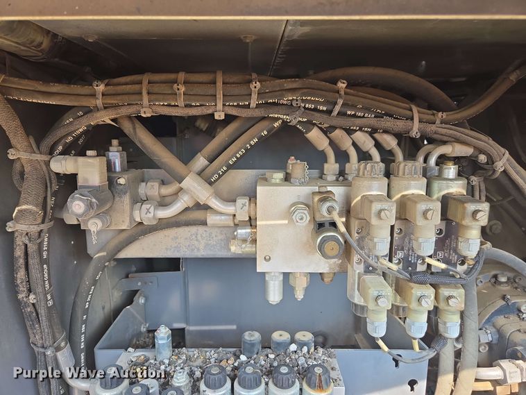 image for item DU7767 2018 Vogele Super 2000-3i paver