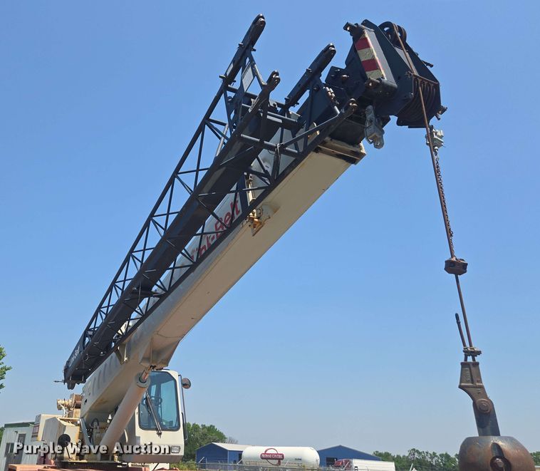 image for item DU7778 Link-Belt RTC-8030 crane