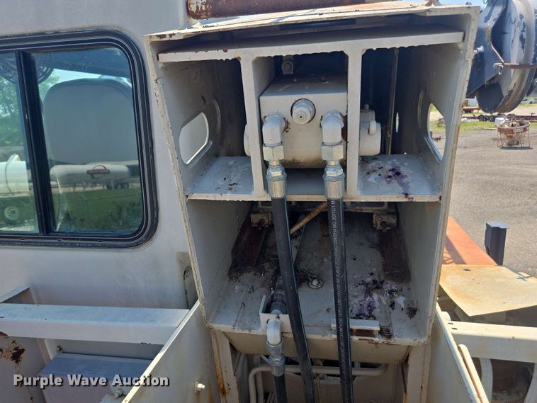 image for item DU7778 Link-Belt RTC-8030 crane