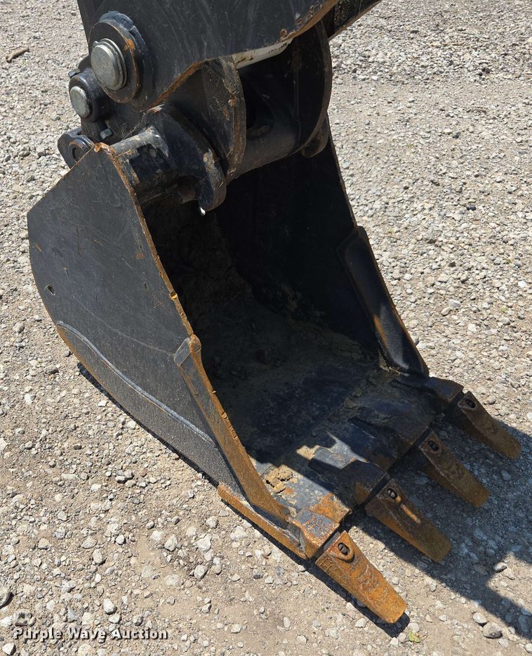 image for item DU7783 2024 Bobcat E55 mini excavator