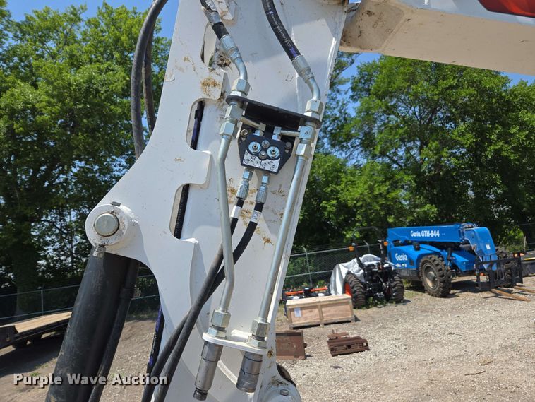 image for item DU7783 2024 Bobcat E55 mini excavator