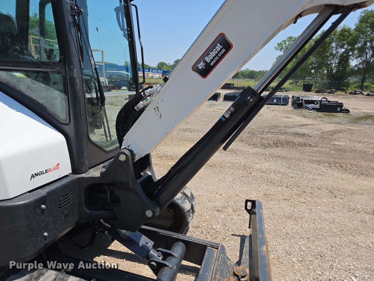 image for item DU7783 2024 Bobcat E55 mini excavator