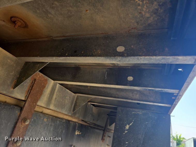 image for item DU7791 2010 Ford F750 vacuum truck