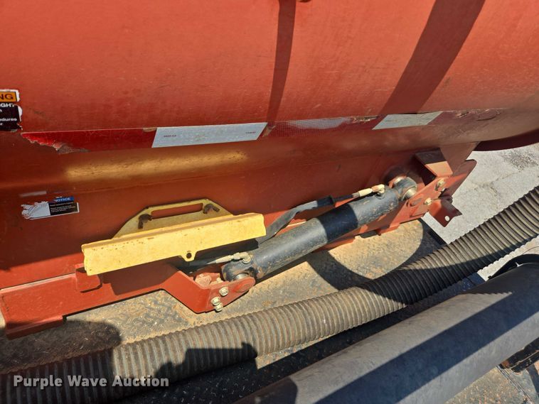 image for item DU7791 2010 Ford F750 vacuum truck