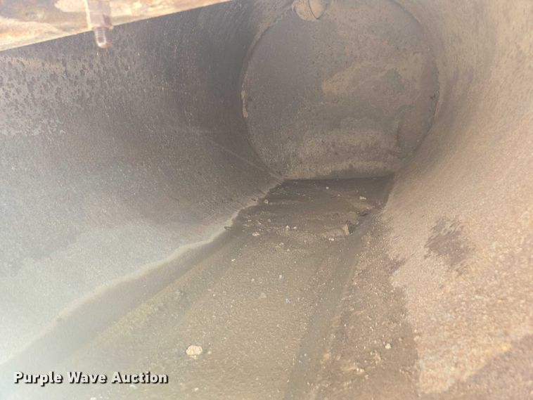 image for item DU7791 2010 Ford F750 vacuum truck