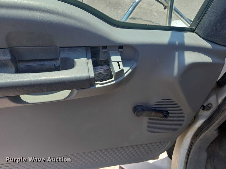 image for item DU7791 2010 Ford F750 vacuum truck