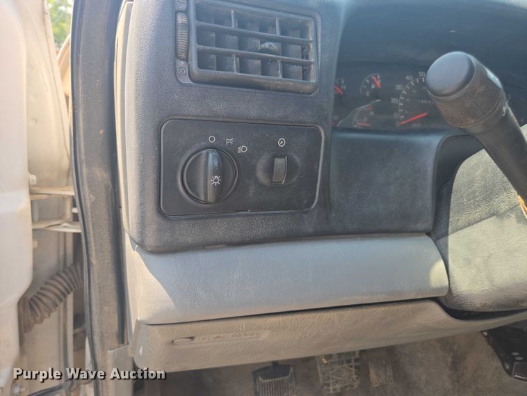 image for item DU7791 2010 Ford F750 vacuum truck