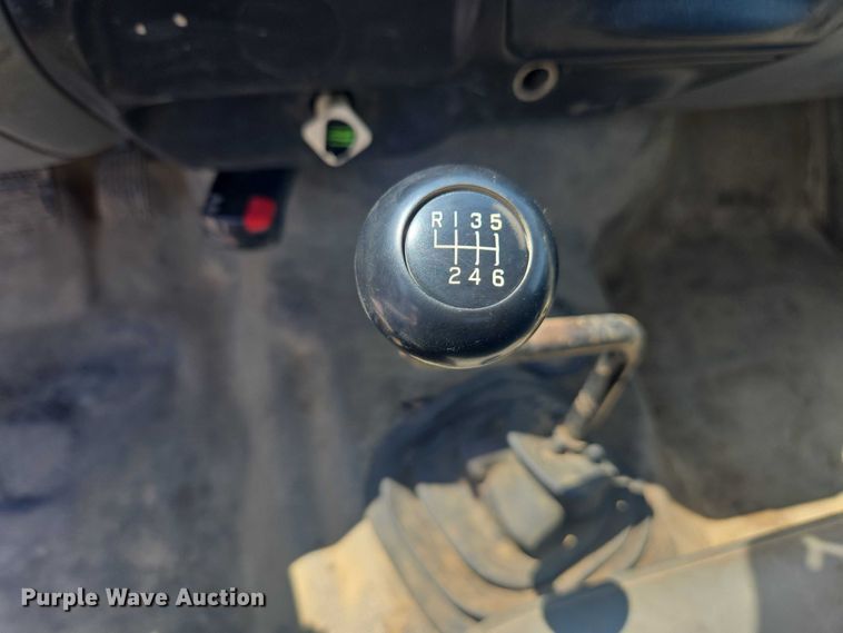 image for item DU7791 2010 Ford F750 vacuum truck