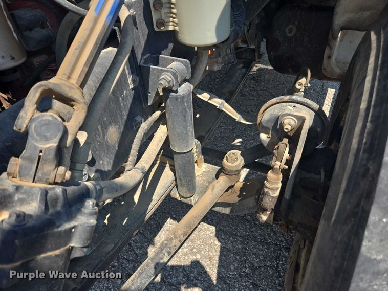 image for item DU7791 2010 Ford F750 vacuum truck