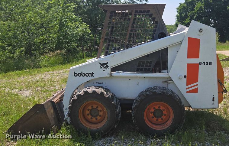 image for item DU7792 1992 Bobcat 843B skid steer loader