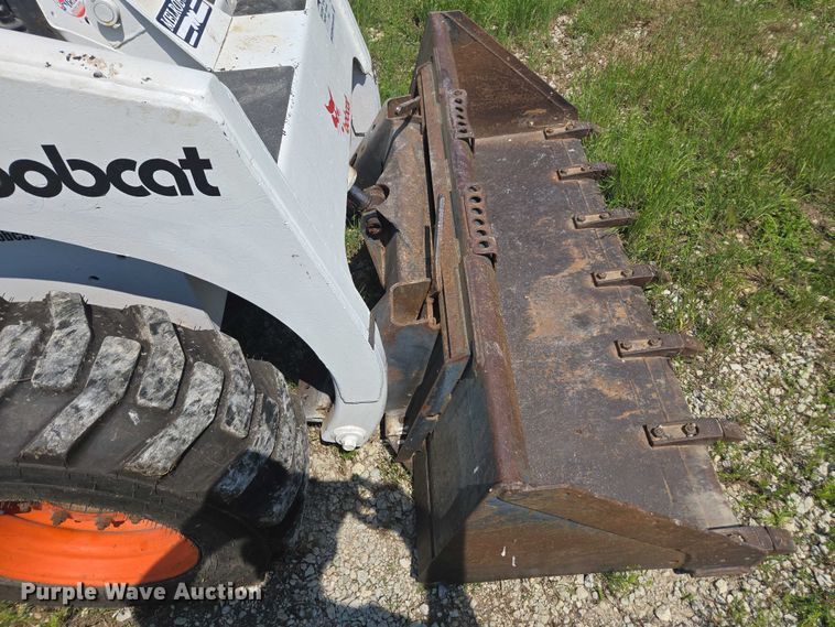 image for item DU7792 1992 Bobcat 843B skid steer loader