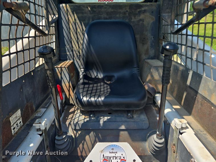 image for item DU7792 1992 Bobcat 843B skid steer loader