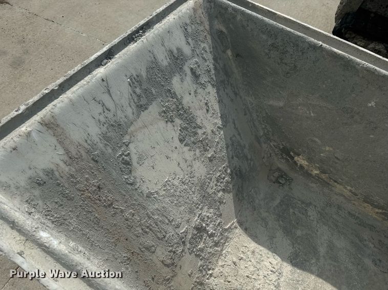 image for item DU7801 Canycom concrete buggy