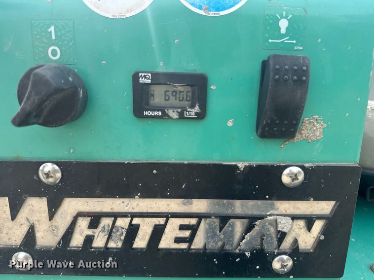 image for item DU7806 Whiteman HHXDF5 power trowel