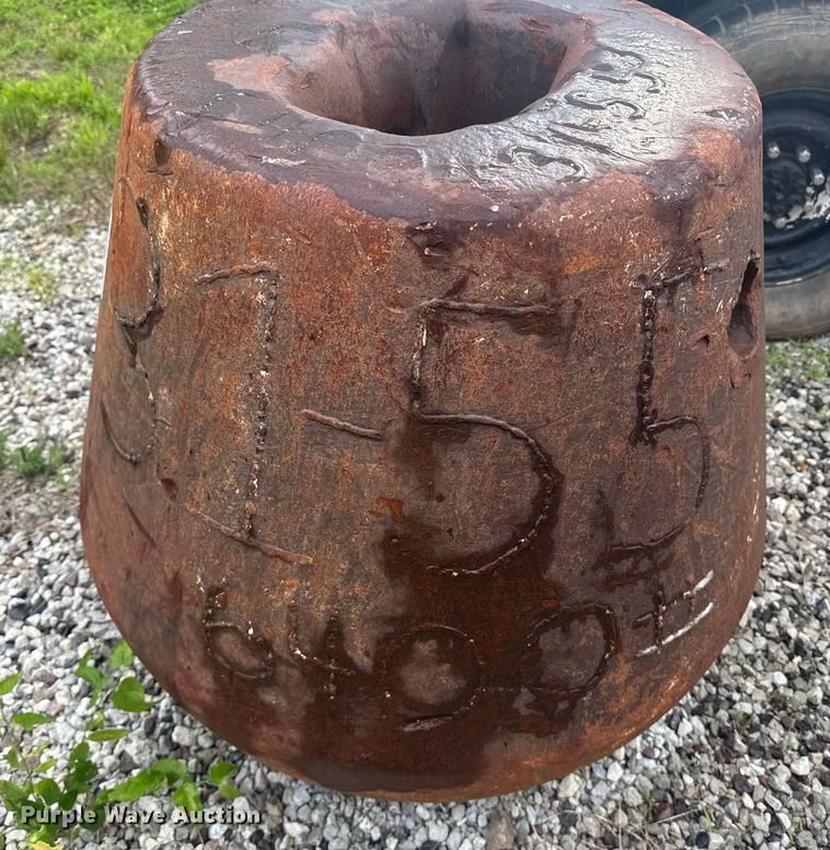 image for item DU7810 Crane wrecking ball