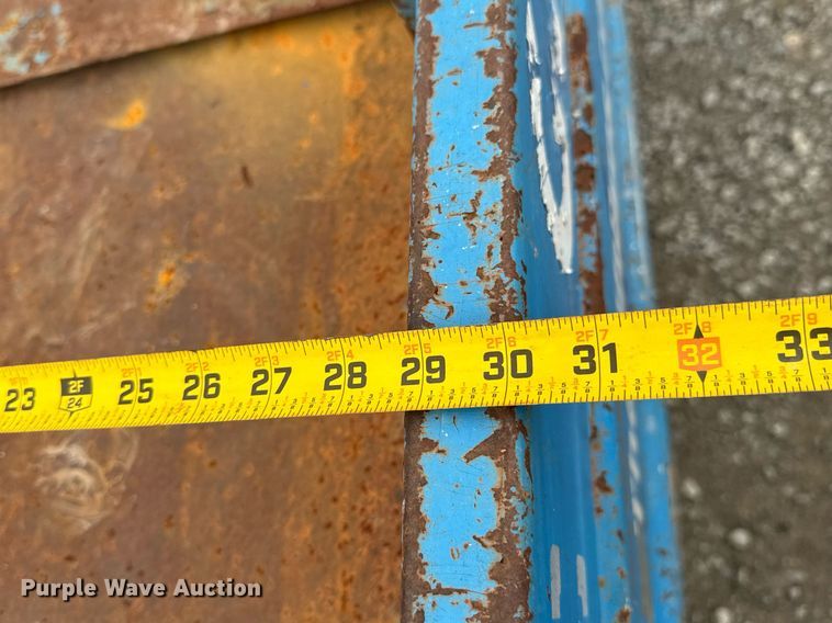 image for item DU9809 2000 Genie GS-2032 scissor lift