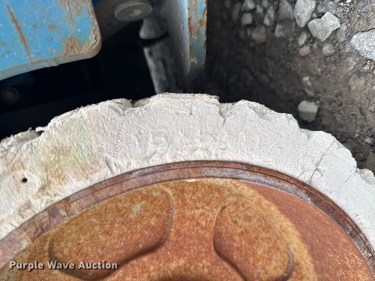 image for item DU9809 2000 Genie GS-2032 scissor lift