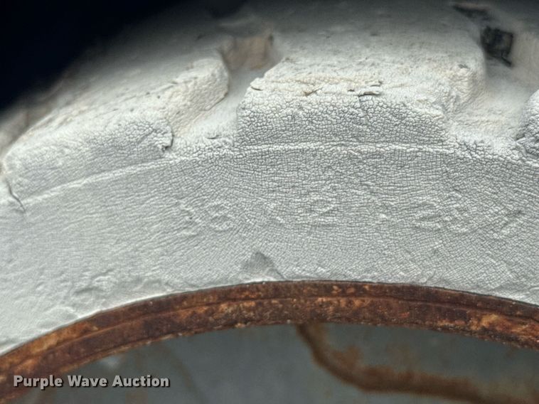 image for item DU9809 2000 Genie GS-2032 scissor lift