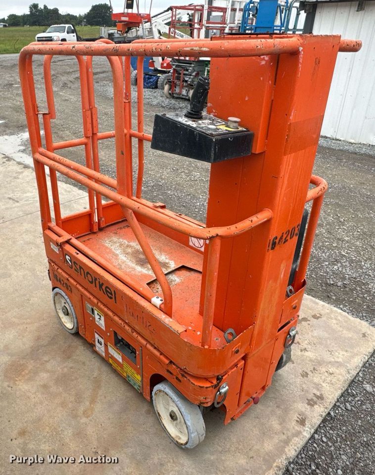 image for item DU9810 2015 Snorkel TM12 vertical lift