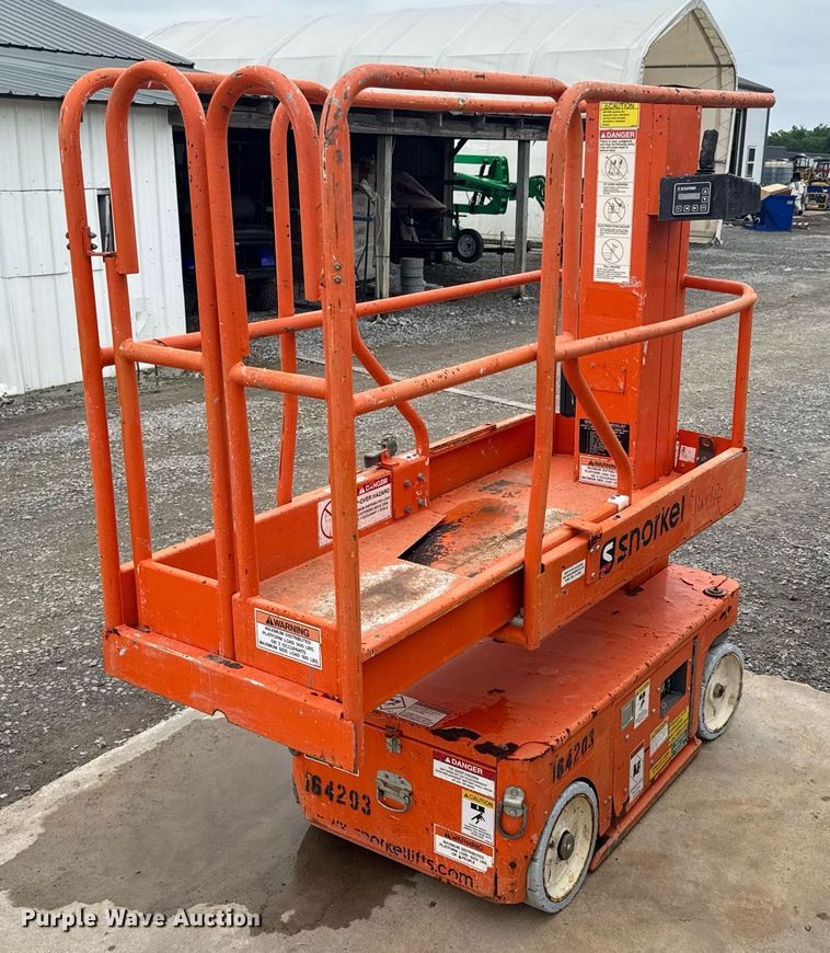 image for item DU9810 2015 Snorkel TM12 vertical lift