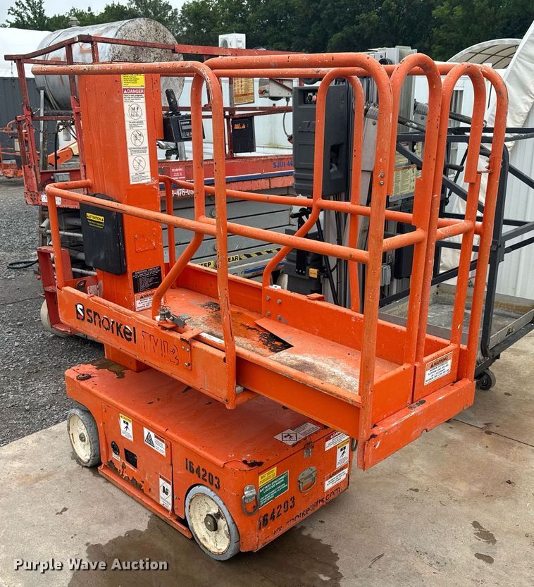 image for item DU9810 2015 Snorkel TM12 vertical lift