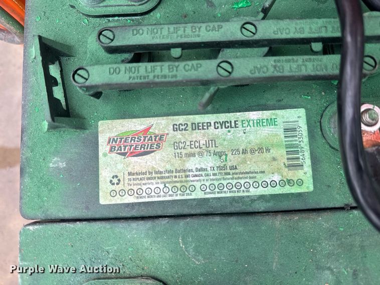 image for item DU9810 2015 Snorkel TM12 vertical lift