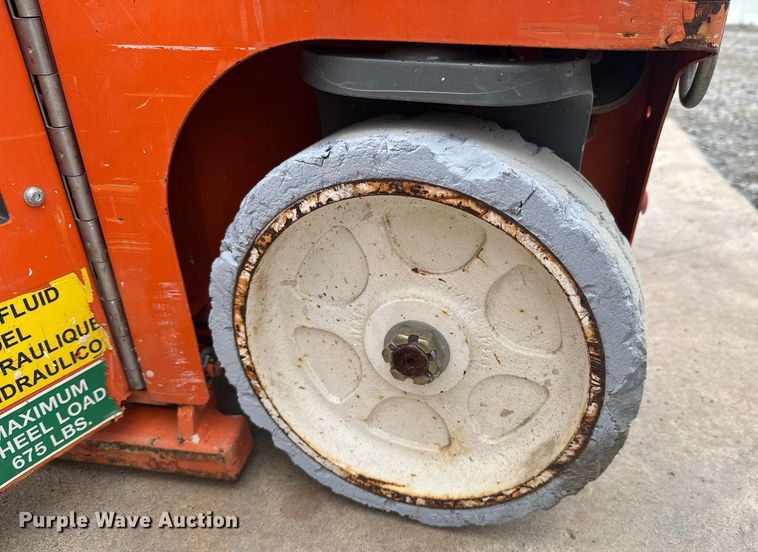 image for item DU9810 2015 Snorkel TM12 vertical lift