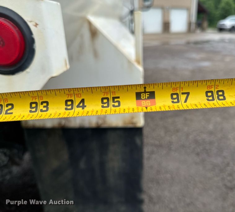 image for item DU9814 2012 International 4300 water truck