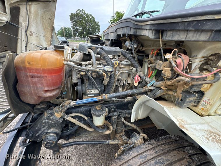 image for item DU9814 2012 International 4300 water truck