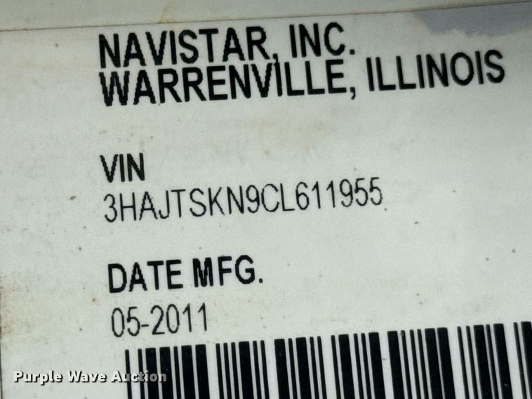 image for item DU9814 2012 International 4300 water truck