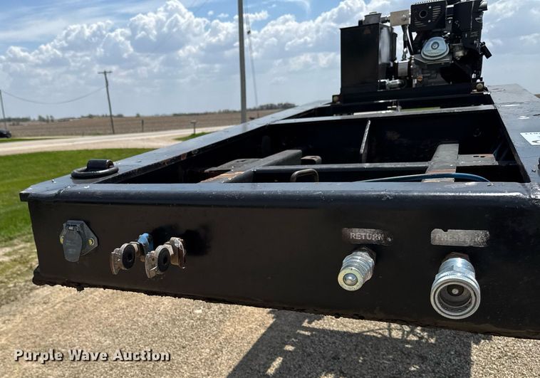 image for item DV2611 2012 XL Specialized Trailers XL110HDG lowboy equipment trailer