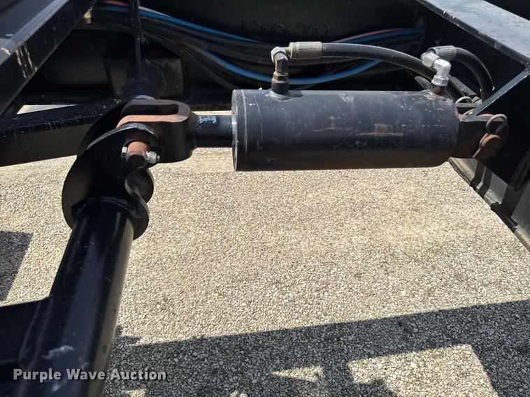 image for item DV2611 2012 XL Specialized Trailers XL110HDG lowboy equipment trailer