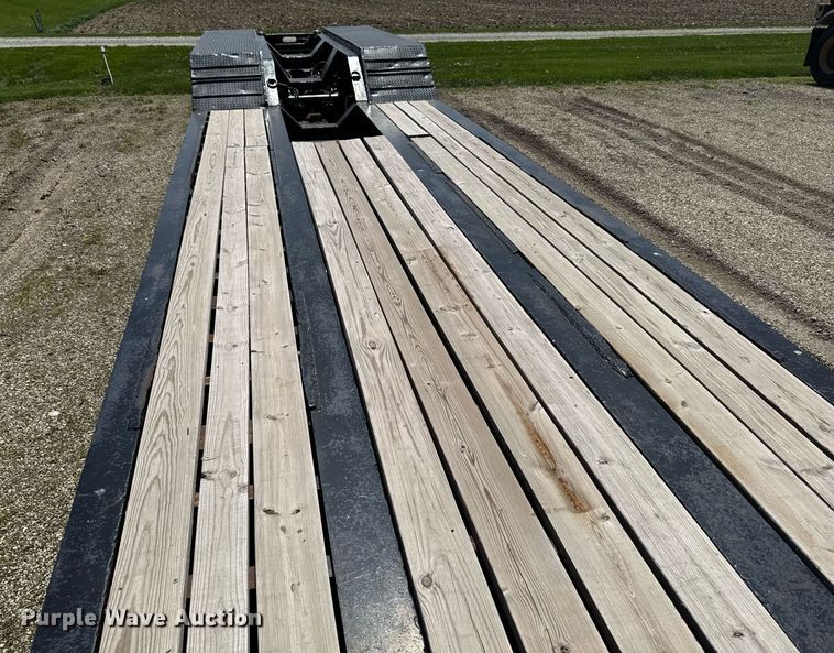 image for item DV2611 2012 XL Specialized Trailers XL110HDG lowboy equipment trailer